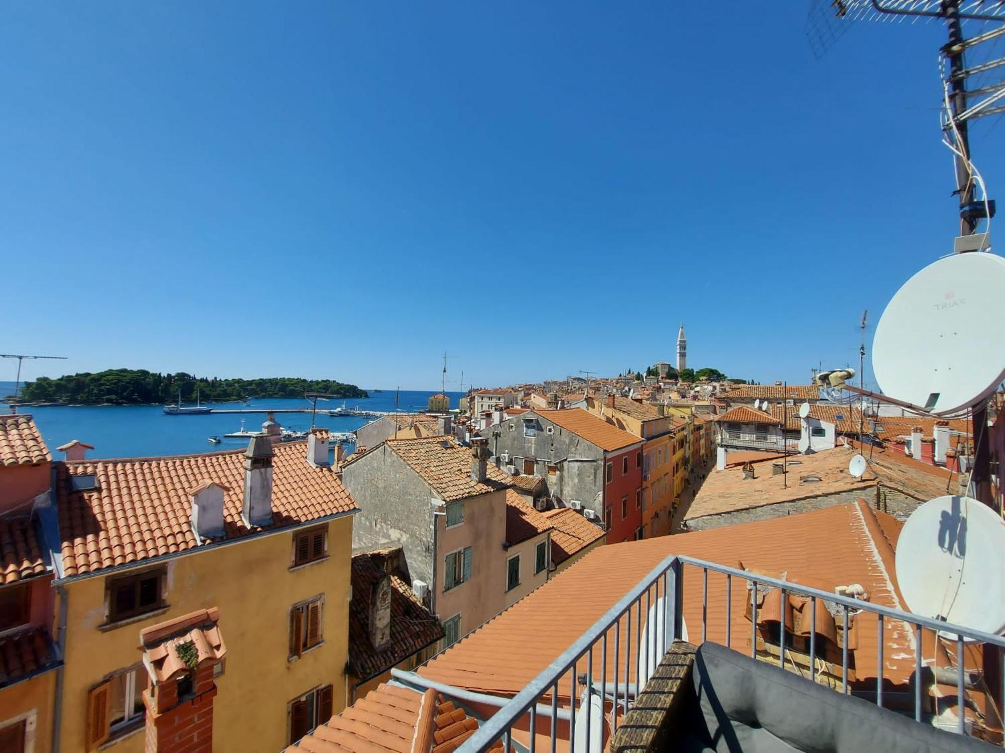 Beautiful Sunsets Over The Roofs Of Rovinj Exterior foto